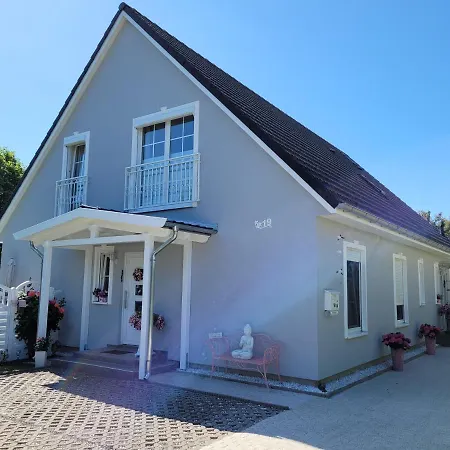 Apartament Lilly & Fine *