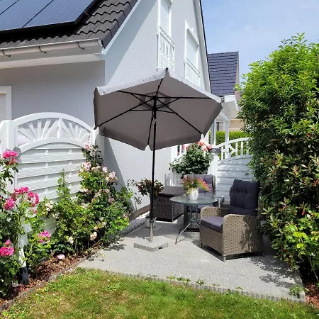 Lilly & Fine Цингст